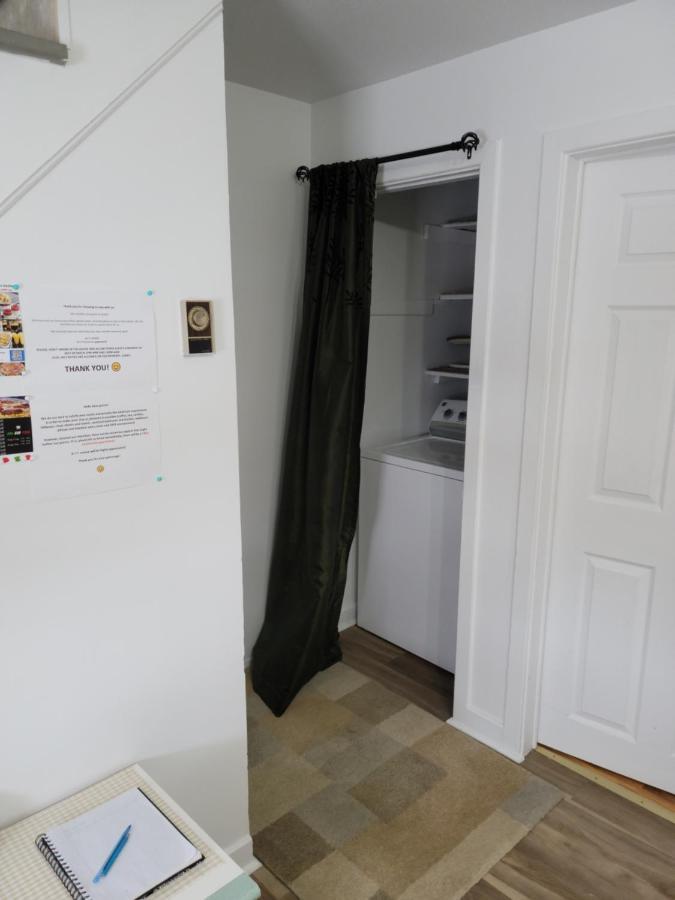 Downtown Apartment Next To Highway Netflix+Wifi Edmundston Esterno foto